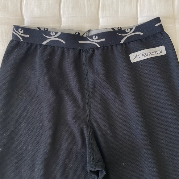 Terramar Microthermal Long Underwear Top and Bottoms Set, Size 2T - Picture 4 of 5